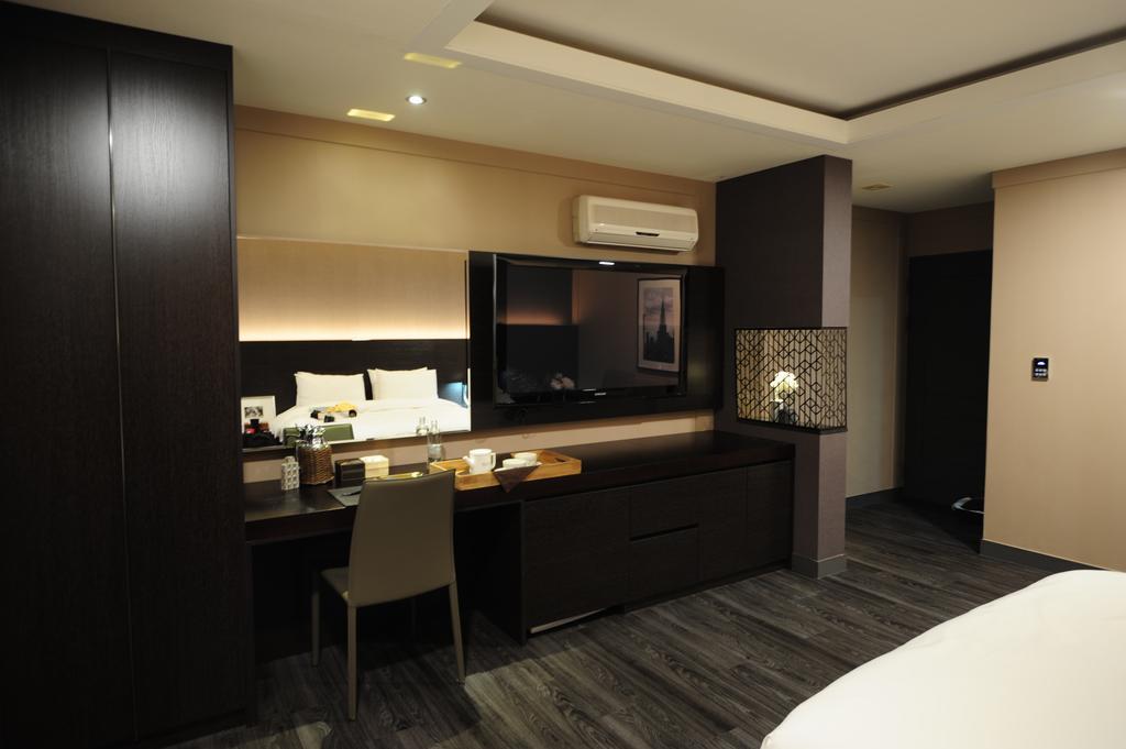 Hotel Tate ซูวอน ภายนอก รูปภาพ