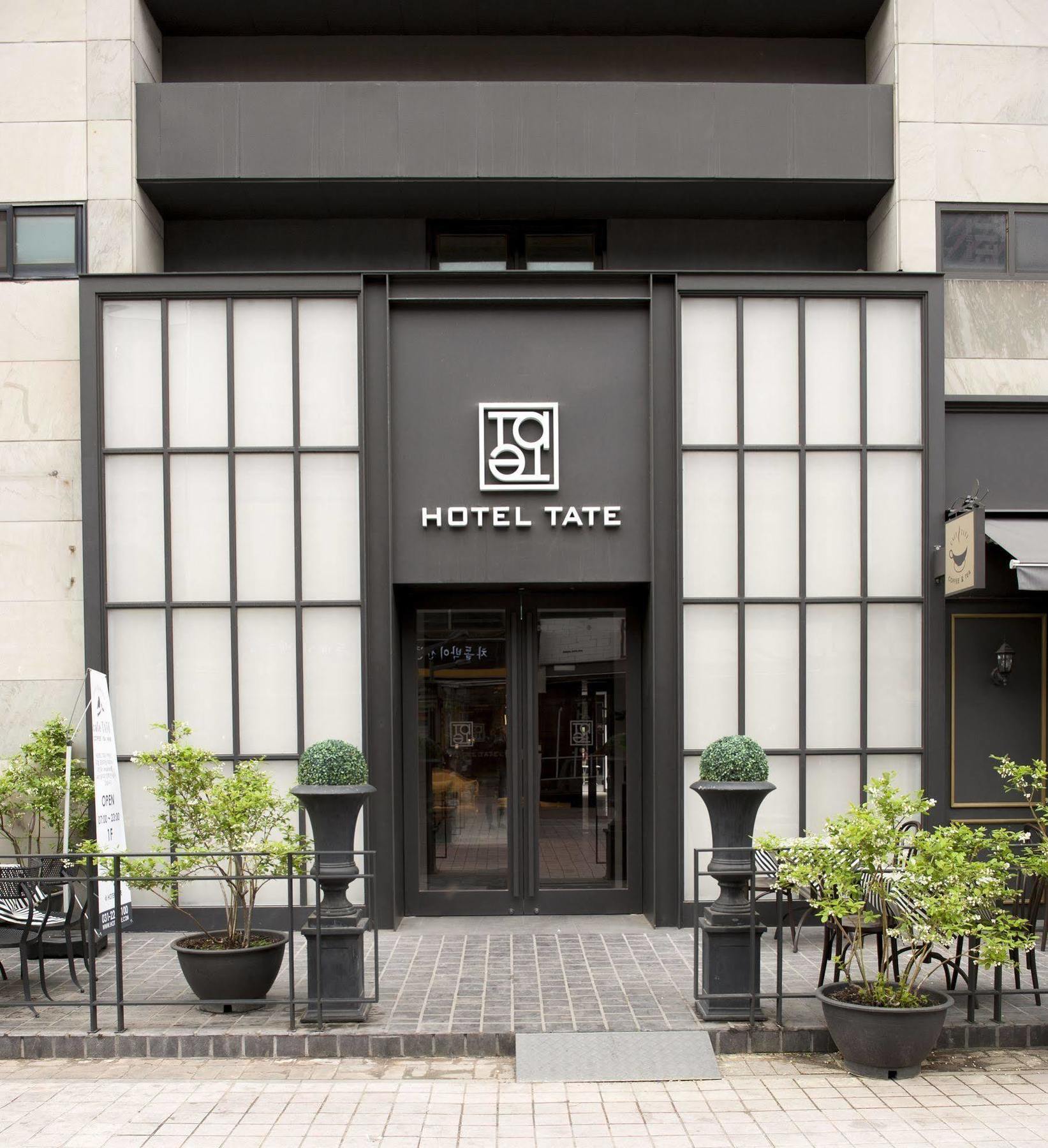 Hotel Tate ซูวอน ภายนอก รูปภาพ